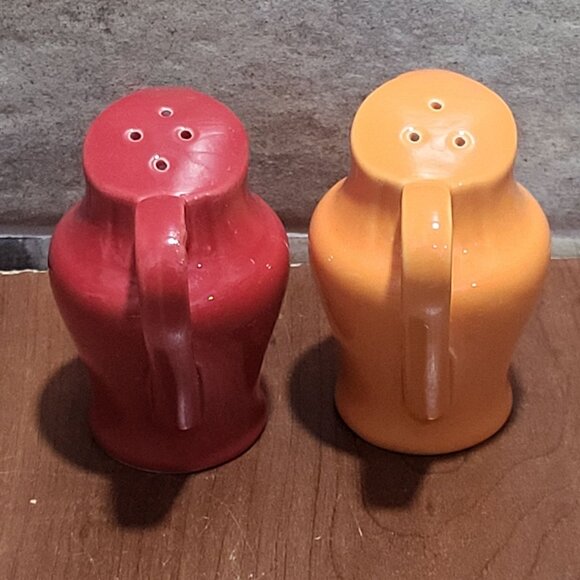Ceramic Pitcher Salt and Pepper Shaker Set - Picture 3 of 10